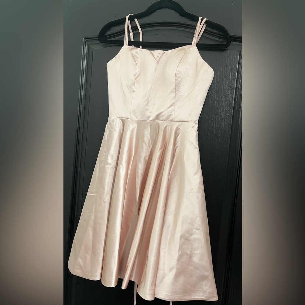 Dusty Rose Homecoming for Teens spaghetti strap with pockets Size 0/0138 - Picture 4 of 5